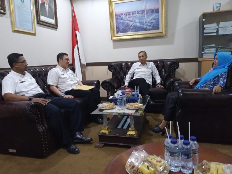Rapat OPD mitra Komisi I DPRD Provinsi Banten dalam pembahasan Anggaran perubahan 2019 langsung dengan Wakil Ketua DPRD Prov. Banten Ibu Nuraeni