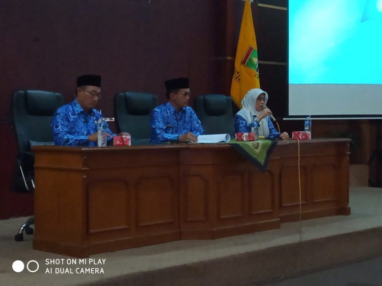 Tim evaluasil LKIP inspektorat prov banten  ke pemkot cilegon