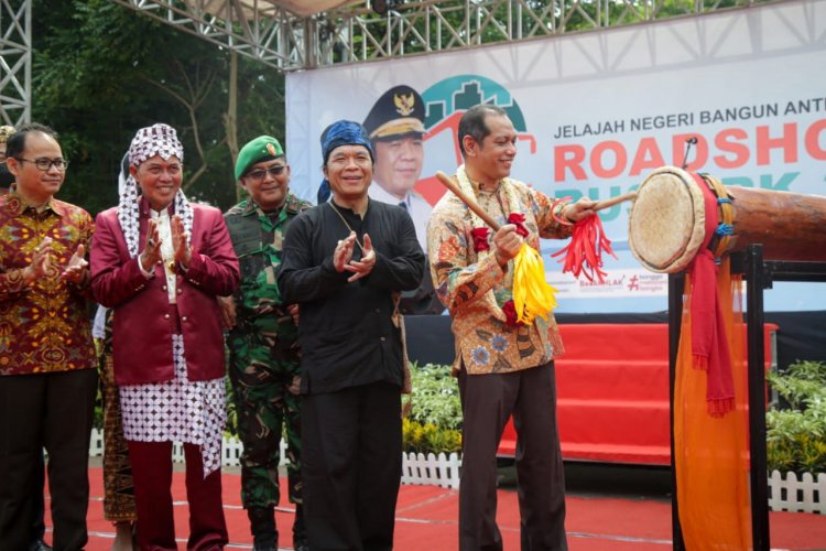 Pembukaan Roadshow Bus KPK 2022