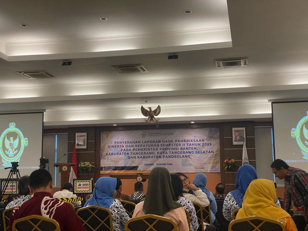 PENYERAHAN LAPORAN HAIL PEMERIKSAAN KINERJA DAN KEPATUHAN SEMESTER I| TAHUN 2023 PADA PEMERINTAH PROVINSI BANTEN, KABUPATEN TANGERANG, KOTA TANGERANG SELATAN DAN KABUPATEN PANDEGLANG.