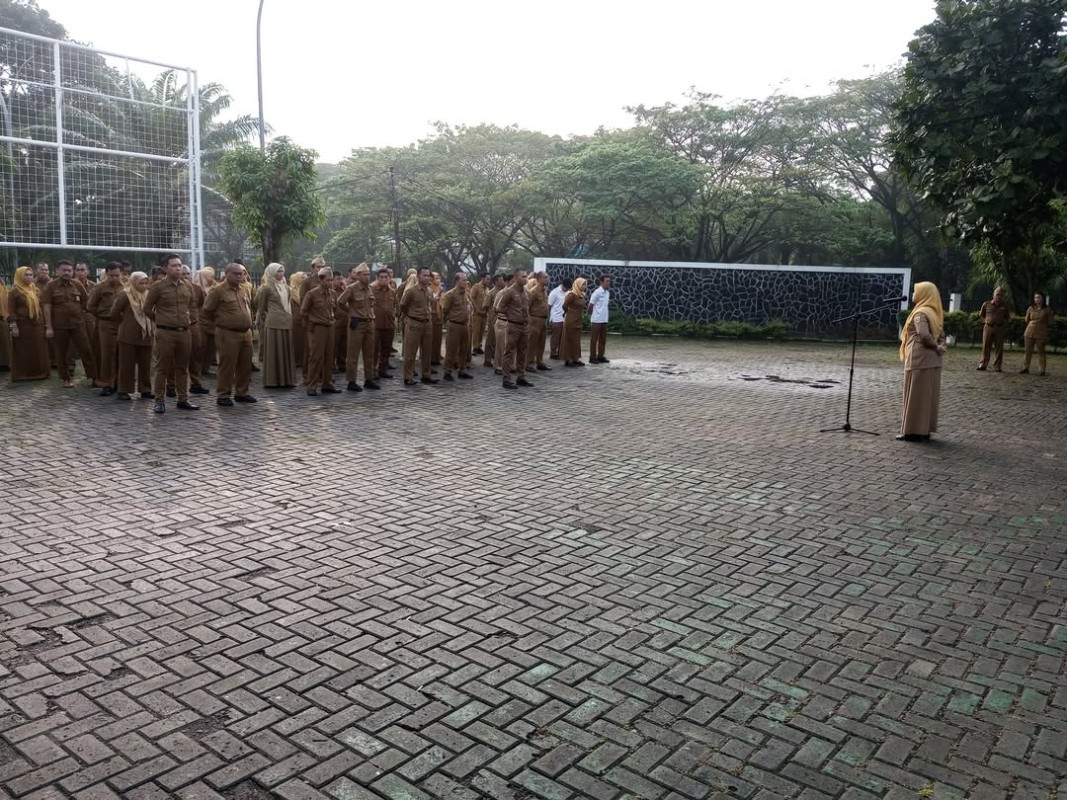 Apel Rutin Hari senin di Lapangan Inspektorat Daerah Provinsi Banten