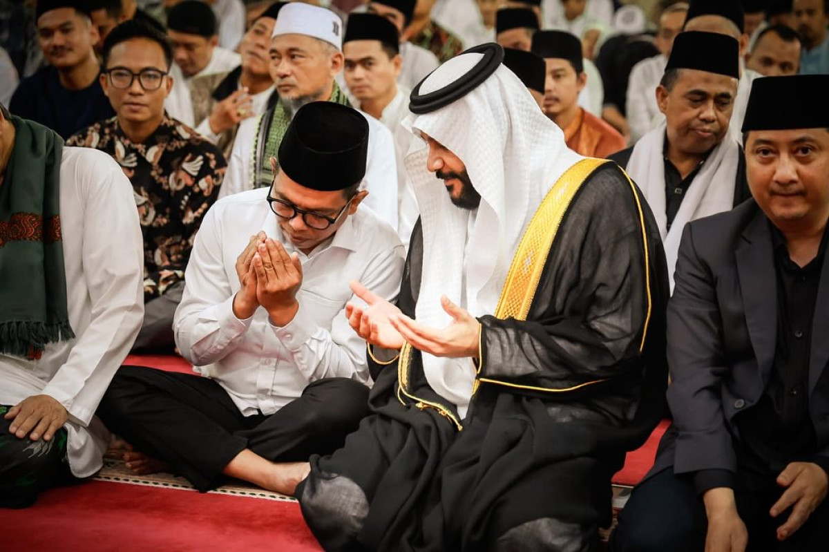 Imam Besar Syekh Abdurrahman Al Ausy Doakan Andra Soni Berhasil Pimpin Provinsi Banten.