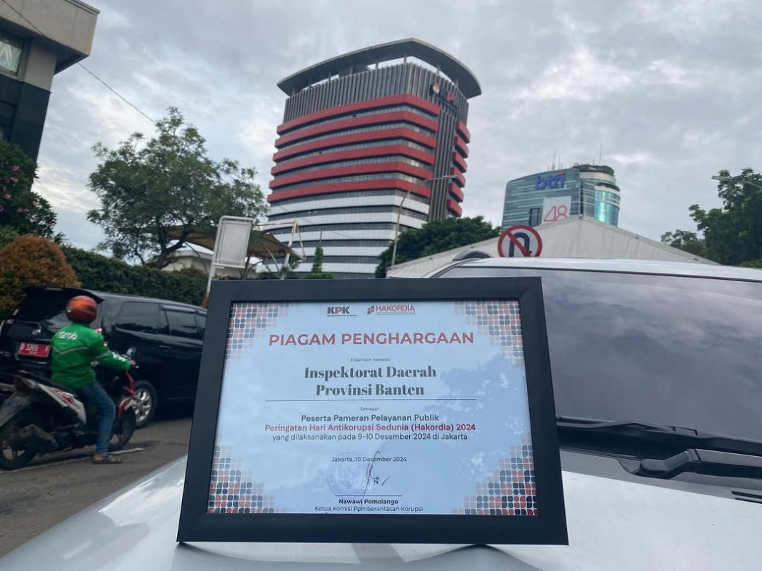 Inspektorat Daerah Provinsi Banten meraih penghargaan sebagai, Peserta Pameran Pelayanan Publik Peringatan Hari Antikorupsi Sedunia