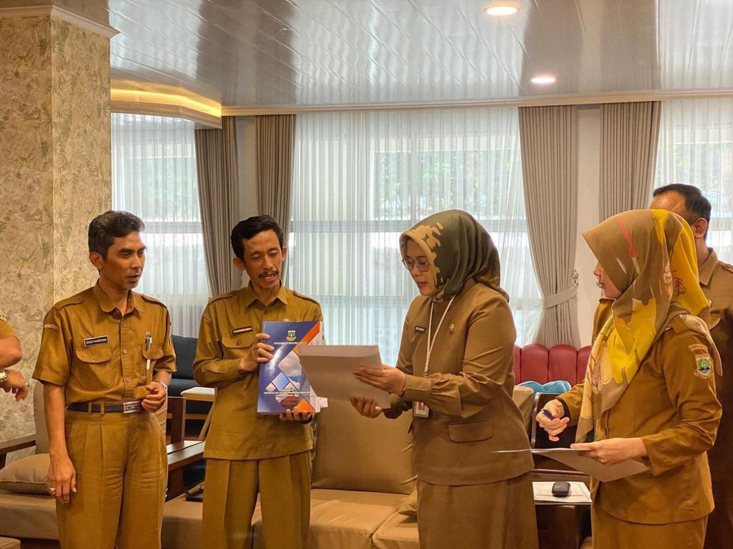 Penyampaian dokumen Laporan Akhir KUA PPAS Tahun 2025