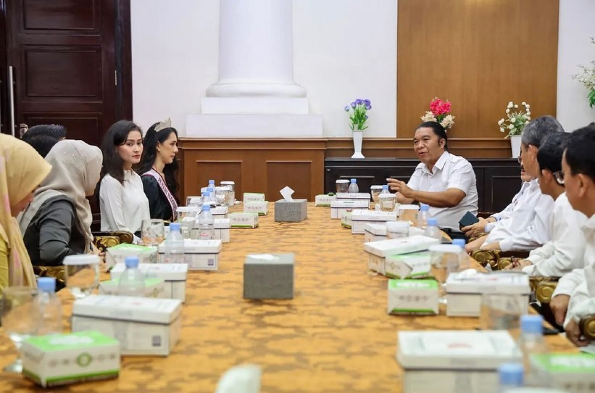 Menerima Audiensi Finalis Puteri Indonesia Tahun 2024 Perwakilan Wilayah Banten 2