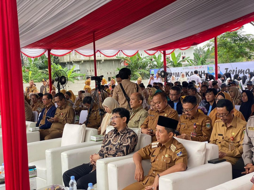 PERESMIAN PEMBANGUNAN SARANA/PRASARANA SEKOLAH DAN JEMBATAN NYAPAH DI KABUPATEN SERANG DALAM RANGKA EKSPEDISI REFORMASI BIROKRASI BERDAMPAK TEMATIK TAHUN 2024
